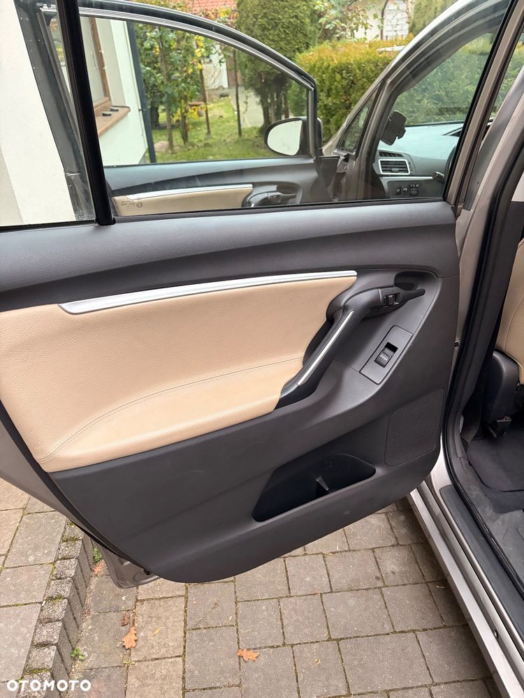 Toyota Verso 1.6 D-4D Prestige EU6 - 19