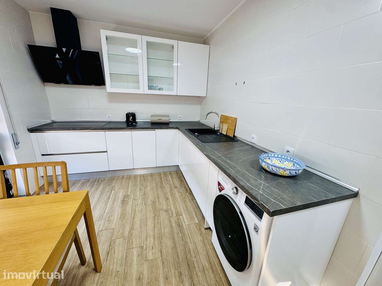 Apartamento T3 no Centro de Abrantes - Excelente - área total 350m2 - Grande imagem: 3/5