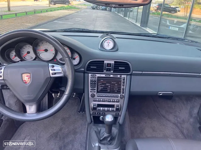Porsche 911 (997) Carrera 4 S - 21