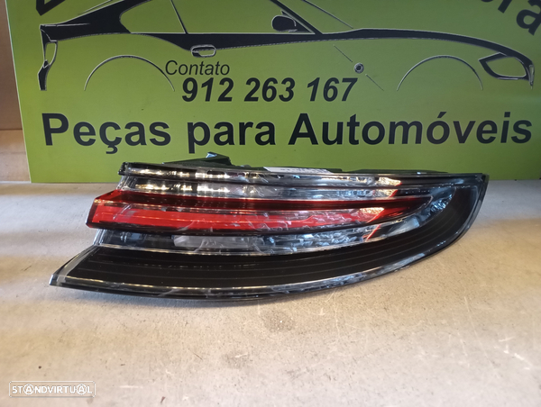 PORSCHE PANAMERA 971 FAROLIM DIREITO - FT361