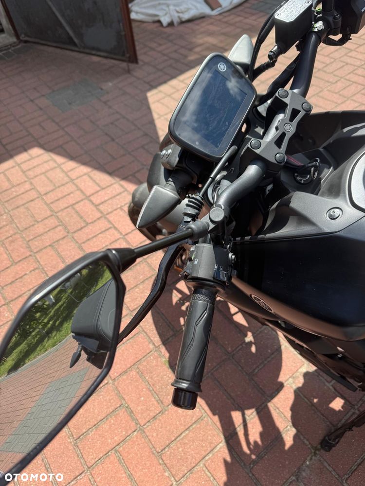 Yamaha MT - 6