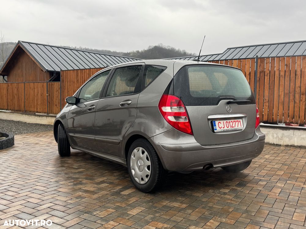 Mercedes-Benz A 170 Autotronic Elegance - 8