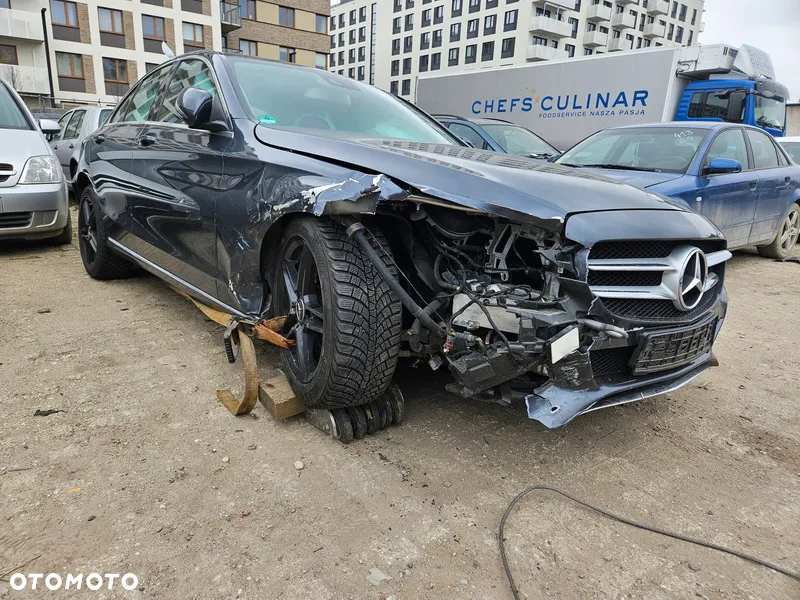 Mercedes-Benz Klasa C 200 4-Matic 9G-TRONIC - 12