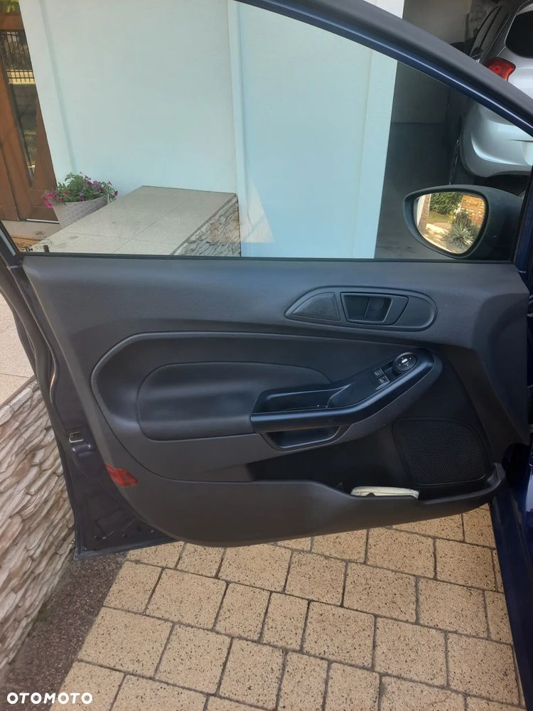 Ford Fiesta 1.25 Ambiente - 16