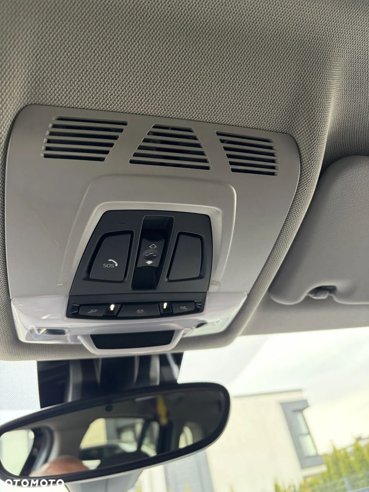 BMW Seria 2 220i Sport-Aut Sport Line - 28