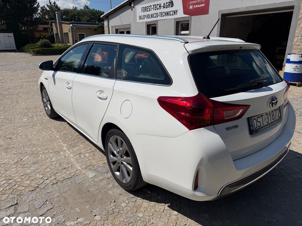 Toyota Auris - 10