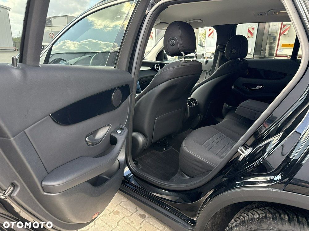 Mercedes-Benz GLC 200 d 4-Matic - 14