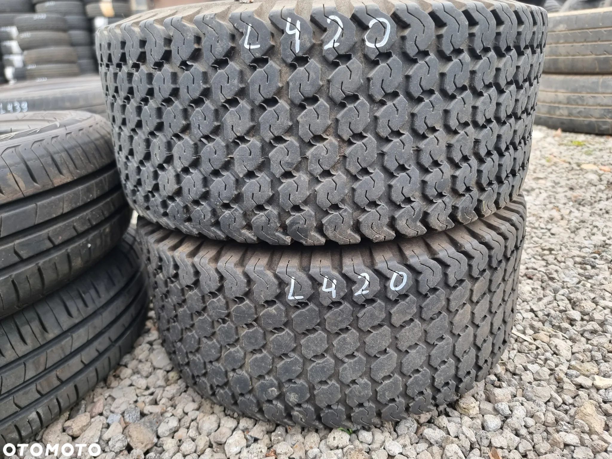 GOODYEAR 20x8,00-10  2PLY (2szt.) (1x3,0 1x5,0) (DOT: ) L420 - 1