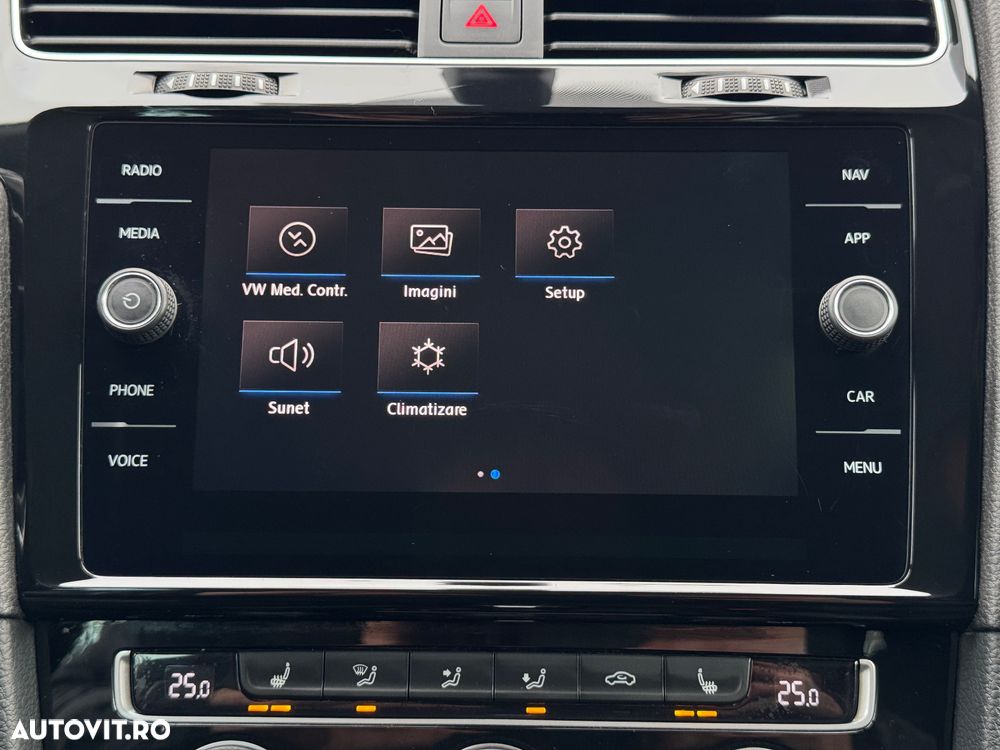 Volkswagen Golf 1.6 TDI DSG Join - 28