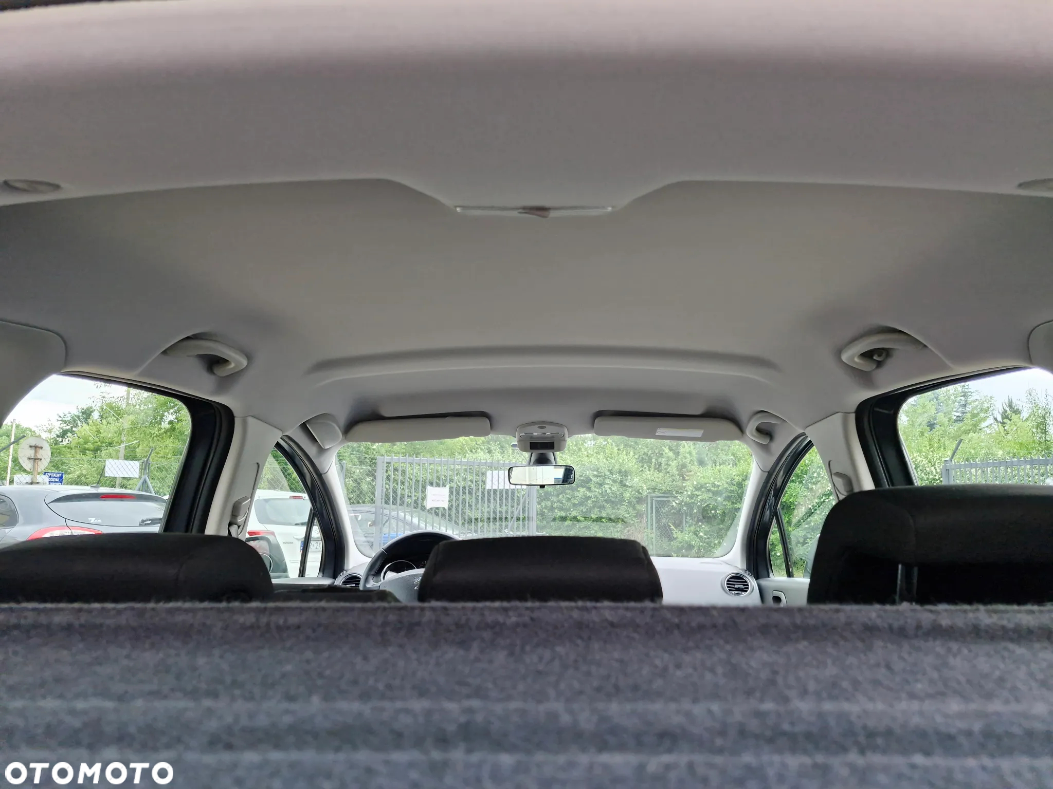 Peugeot 3008 1.6 HDi Trendy - 24