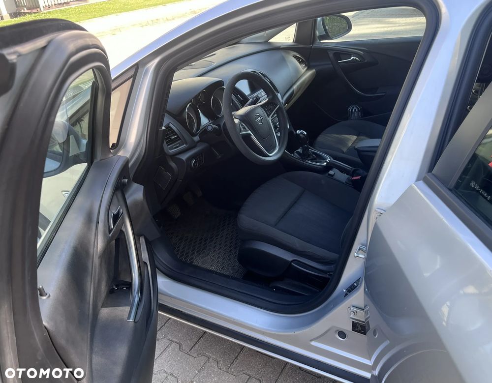 Opel Astra 1.4 Turbo - 8