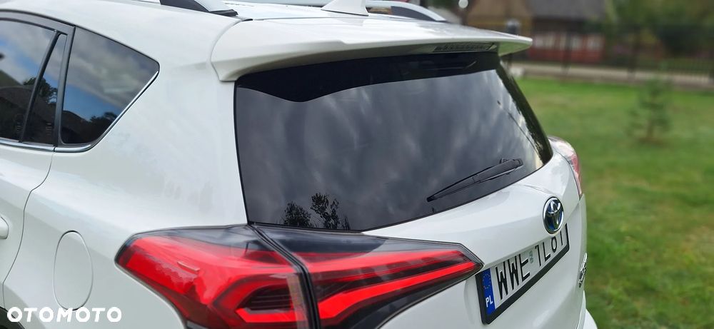 Toyota RAV4 ver-2-5-4x2-hybrid-comfort - 24