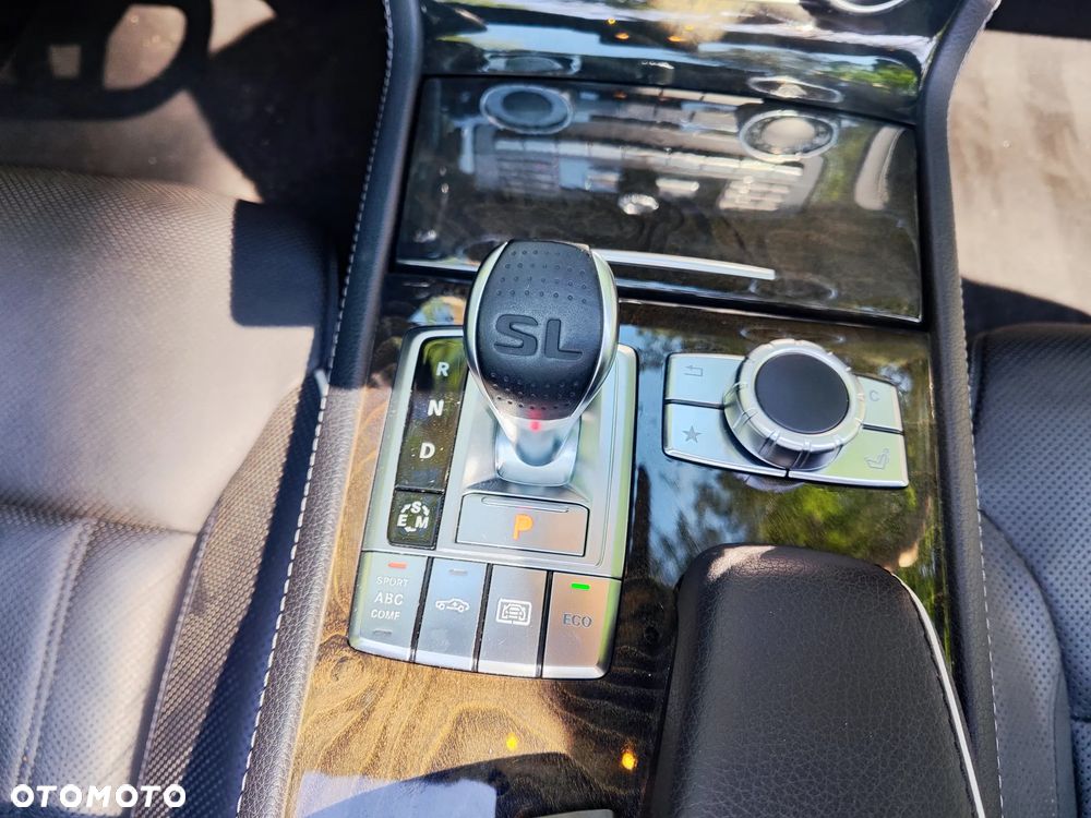 Mercedes-Benz SL 350 7G-TRONIC - 19