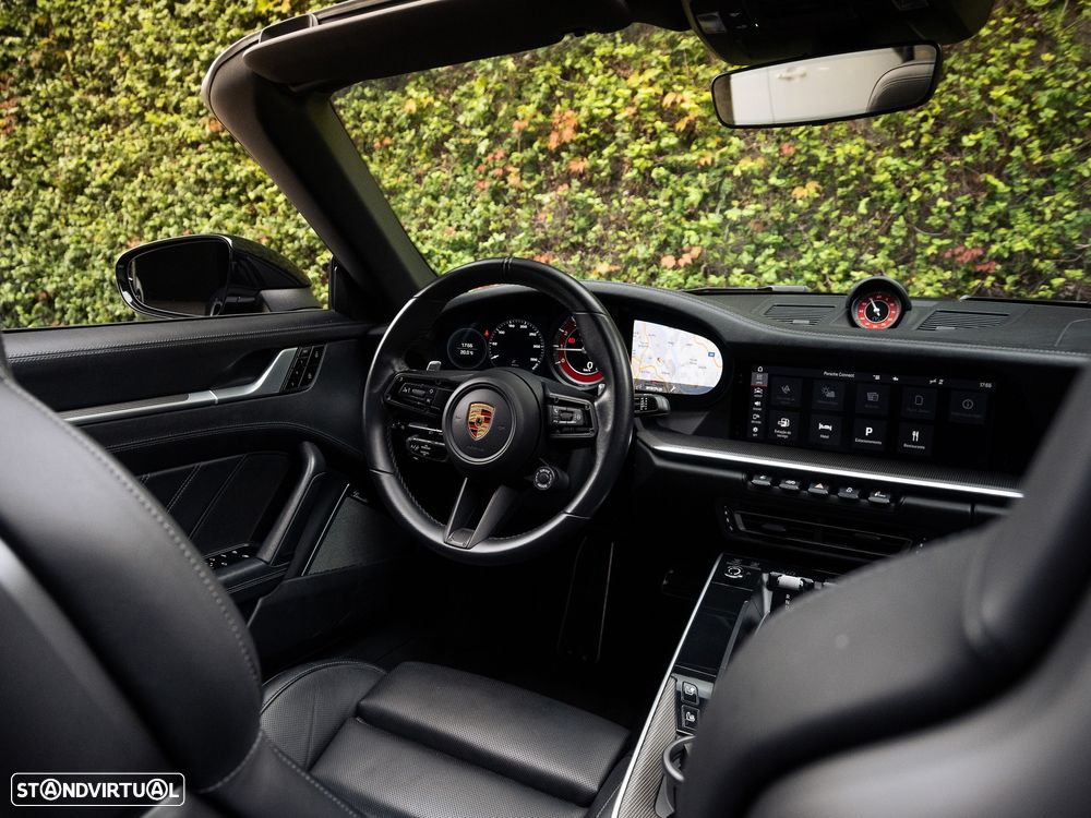 Porsche 911 (992) Turbo S PDK - 37