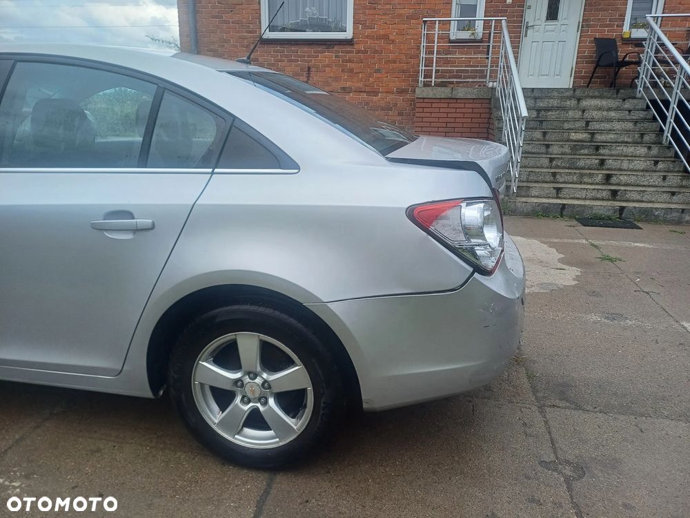 Chevrolet Cruze - 6