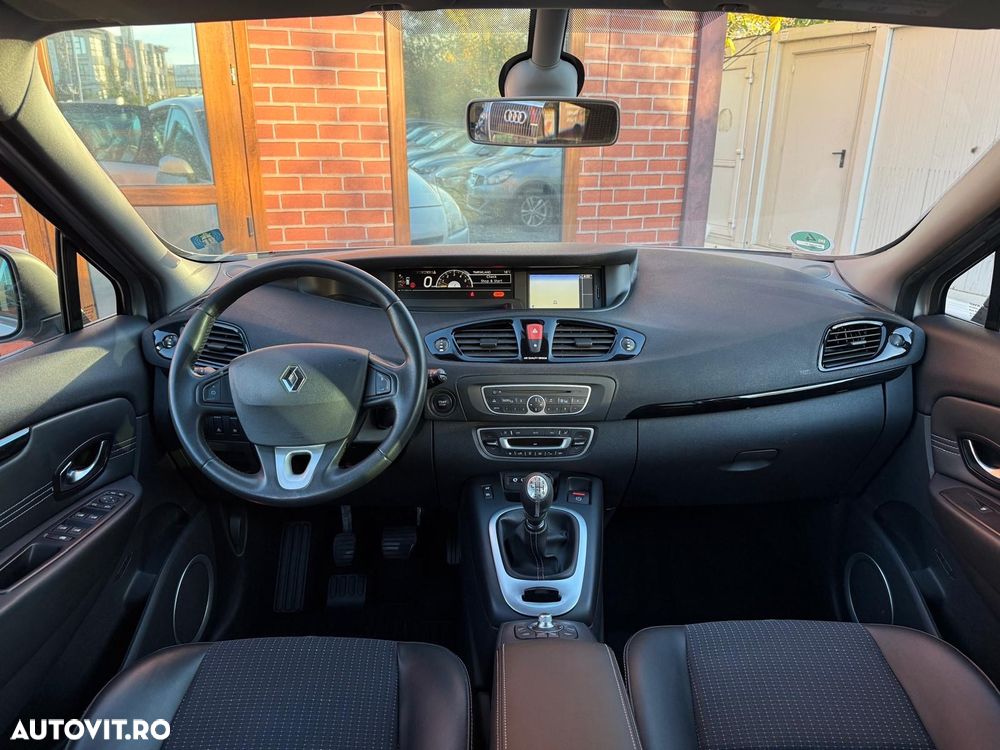 Renault Scenic - 5