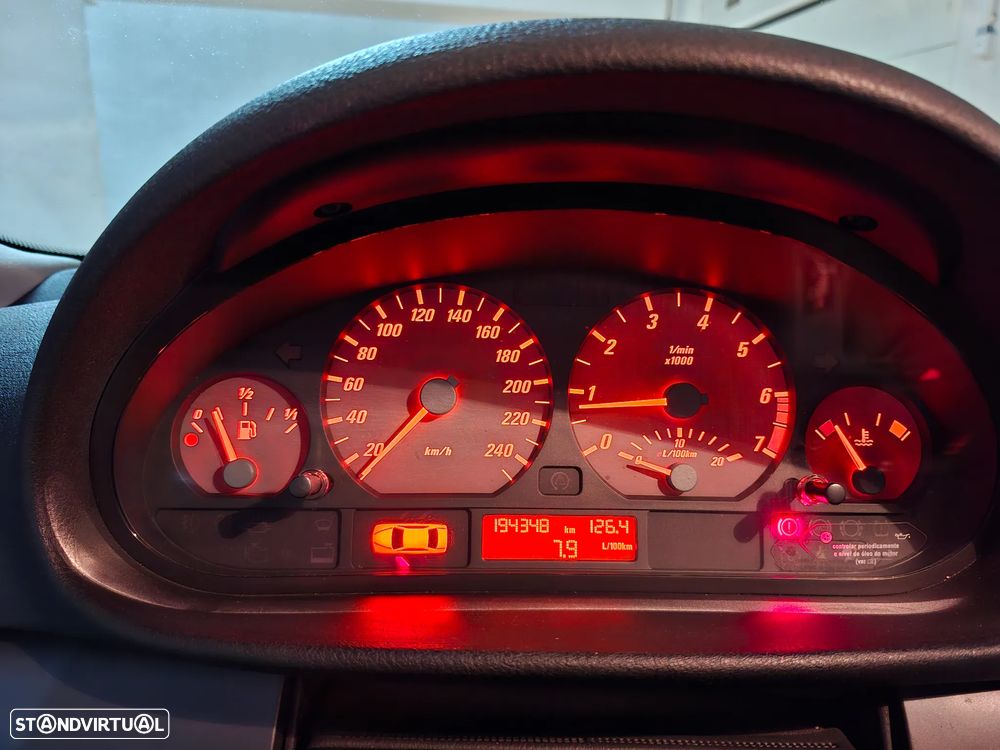 BMW 323 Ci - 8