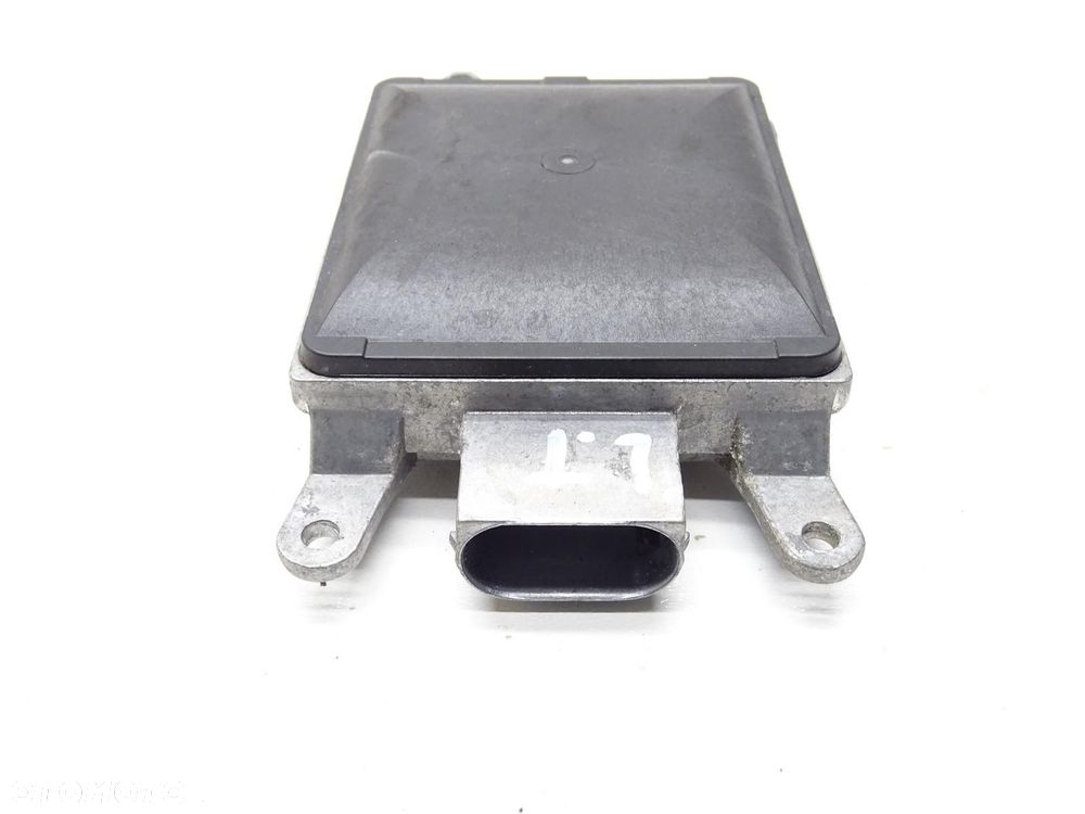 MODUŁ STEROWNIK ASYSTENT PASA RUCHU RADAR 8U0907568 AUDI Q3 8U - 3