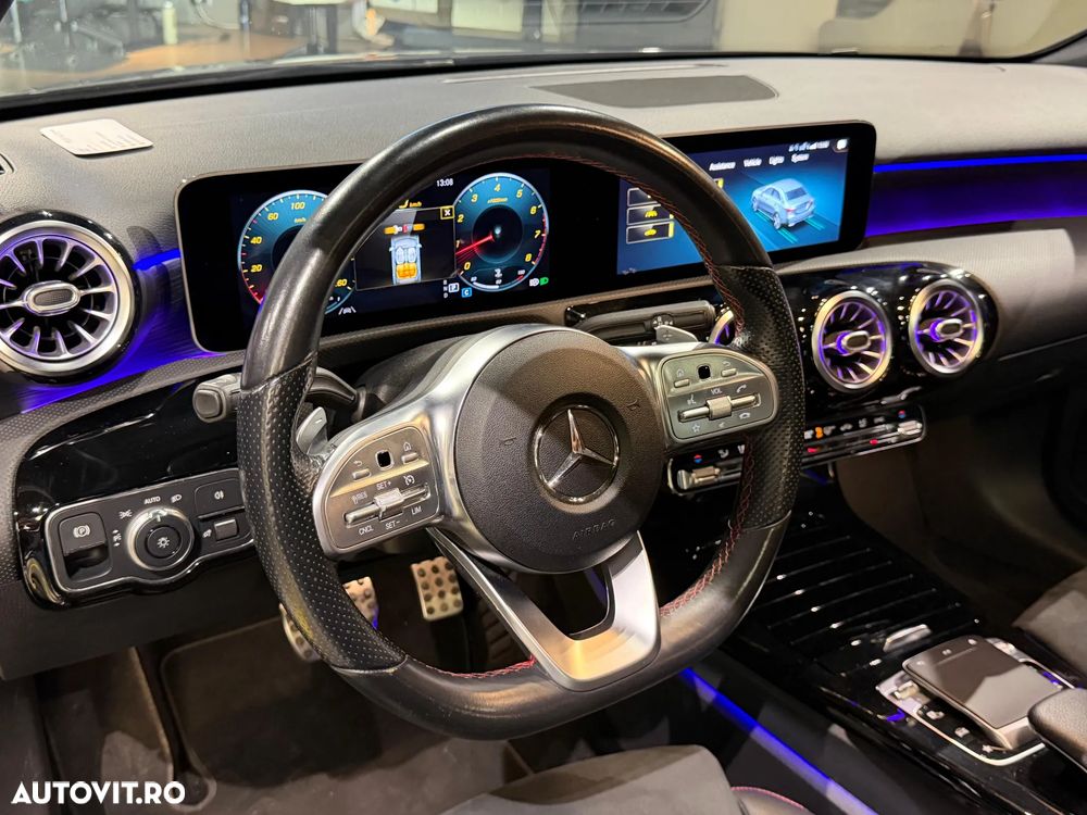 Mercedes-Benz A 220 Sedan 4Matic 7G-DCT AMG Line - 22