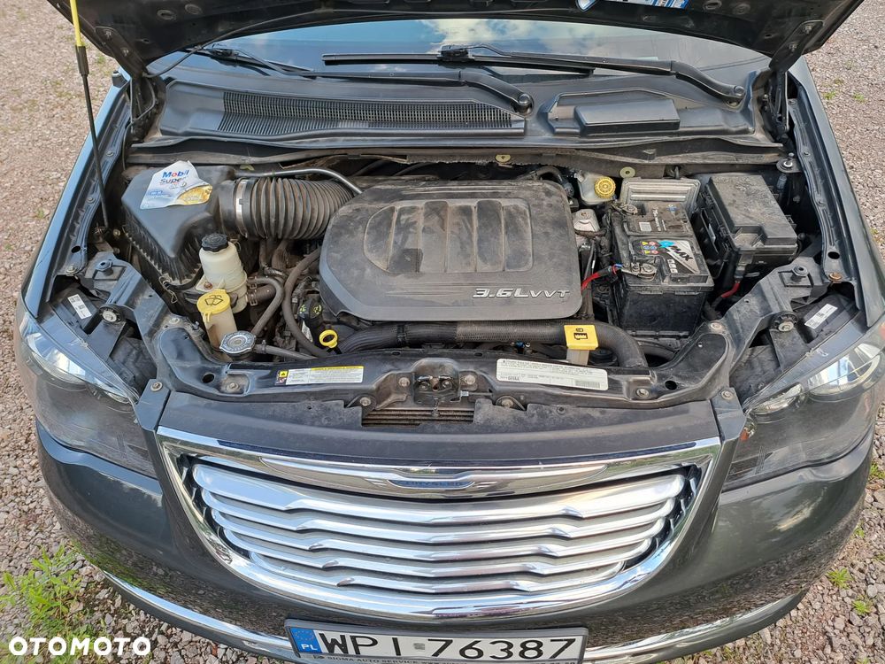 Chrysler Town & Country 3.6 Touring - 5