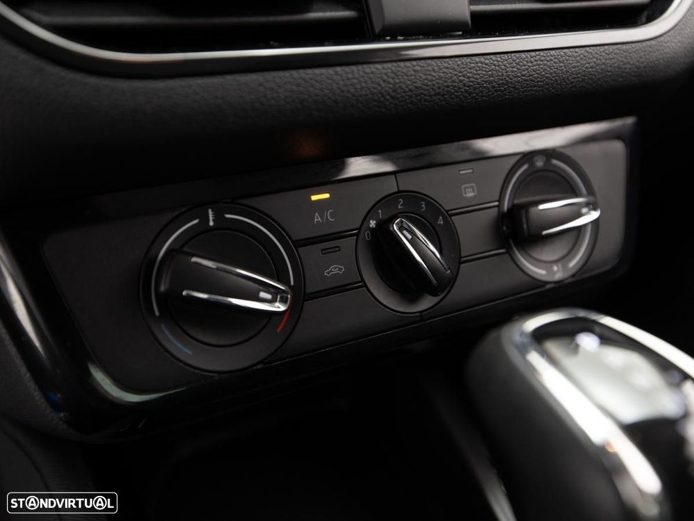Skoda Kamiq 1.0 TSI DSG - 17