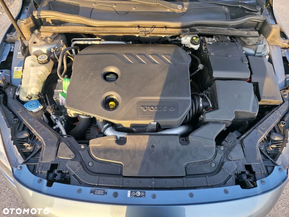 Volvo V40 D2 - 8