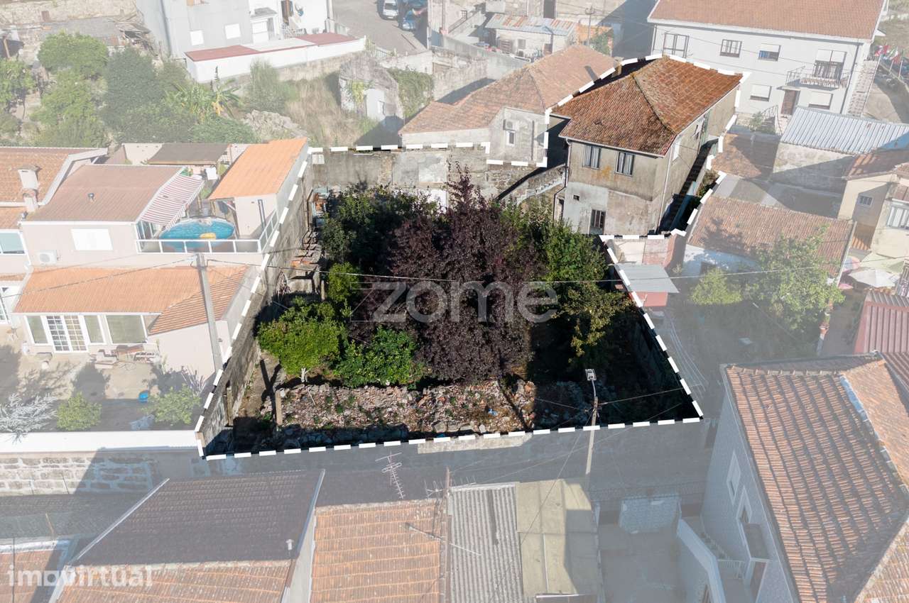 Moradia e terreno para construção, perto do Hosp. S. João - Pedrouç... - Grande imagem: 5/45