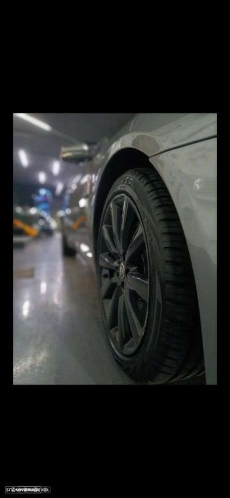 Jaguar XF 3.0 D V6 S Luxury - 6