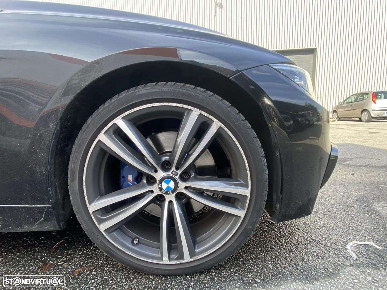 BMW 330 e iPerformance Pack M - 10