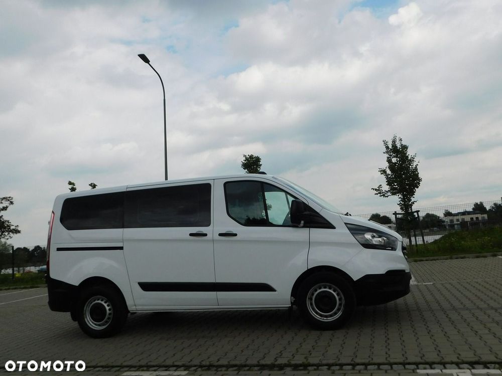 Ford Transit Custom - 11