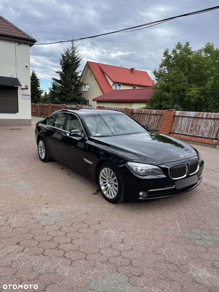 BMW Seria 7 740d xDrive - 16