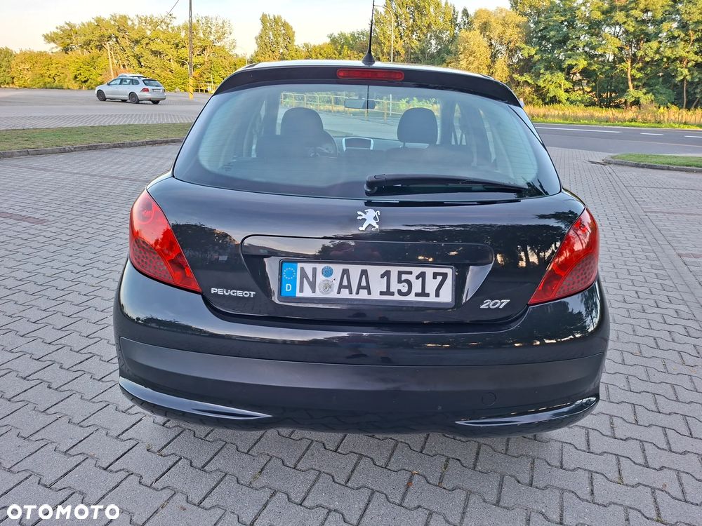 Peugeot 207 75 Filou - 6