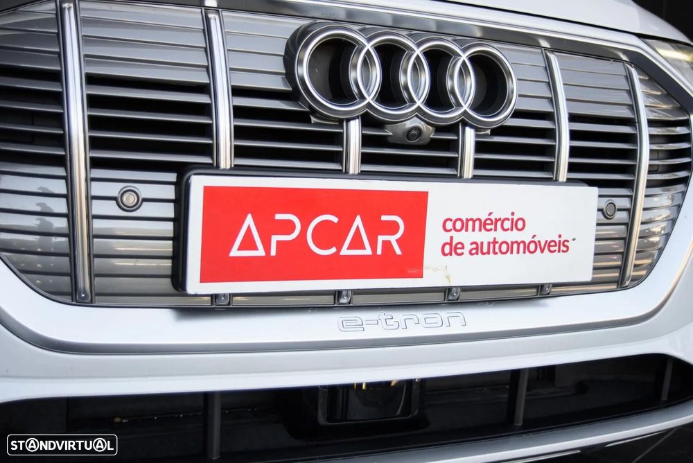 Audi e-tron 55 quattro - 23