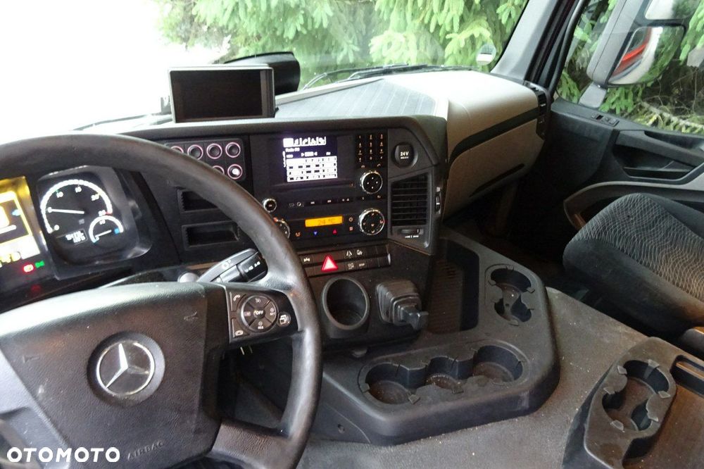 Mercedes-Benz Antos 2840 sypialna euro 6 kontener chłodnia 18 palet 3 osie - 10