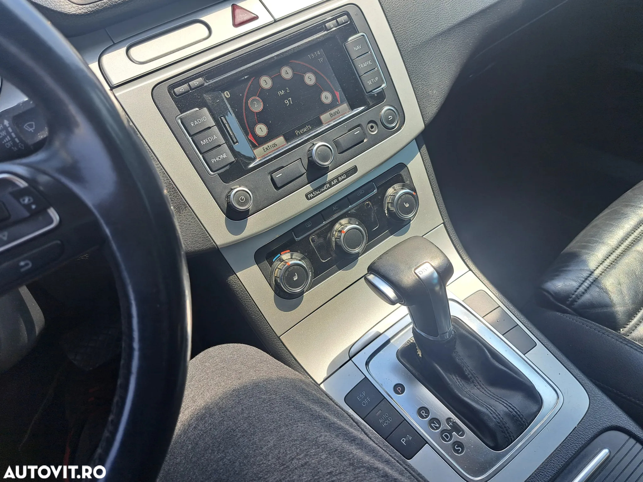 Volkswagen Passat Variant 2.0 Blue TDI DPF DSG Sportline - 13