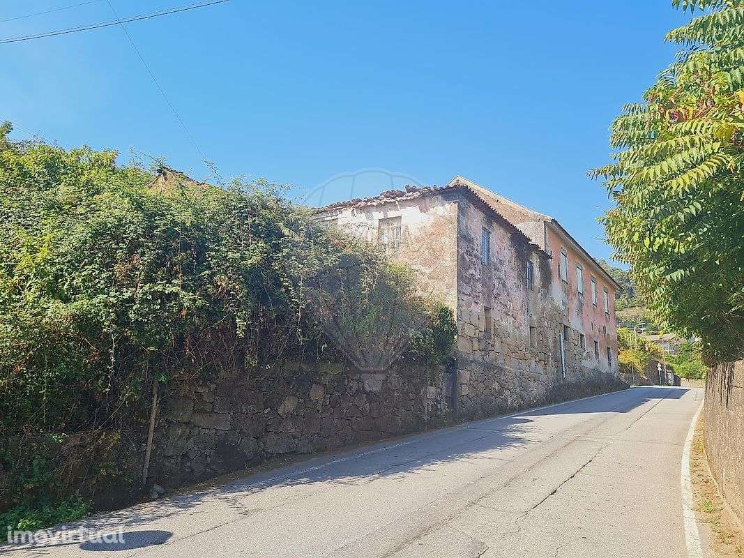 Moradia T2 para venda - Grande imagem: 2/7