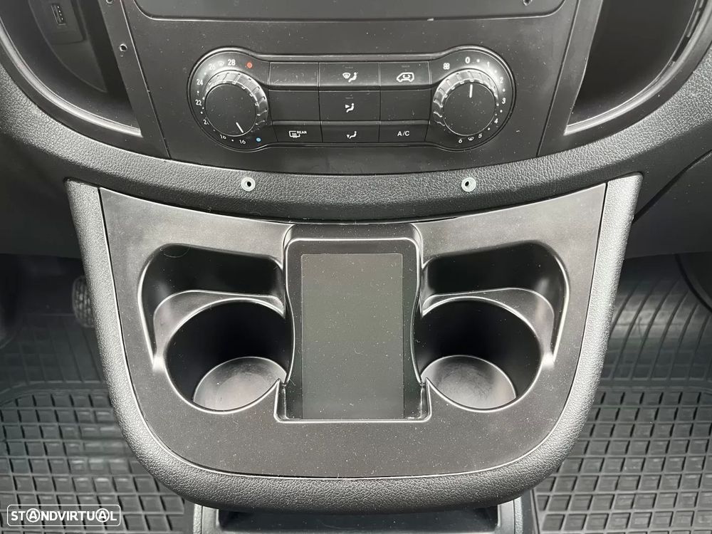 Mercedes-Benz Vito Tourer 116 CDI Extra-Longa Aut. PRO - 29