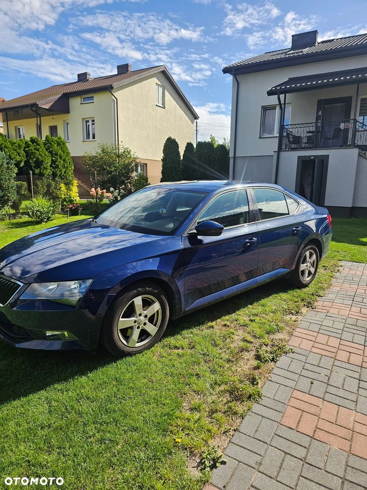 Skoda Superb - 1