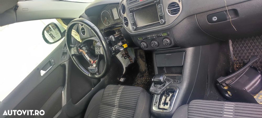 Dezmembrez volkswagen Tiguan 2.0 cod CBAB automata in 6 T JBG cod LB9A - 10