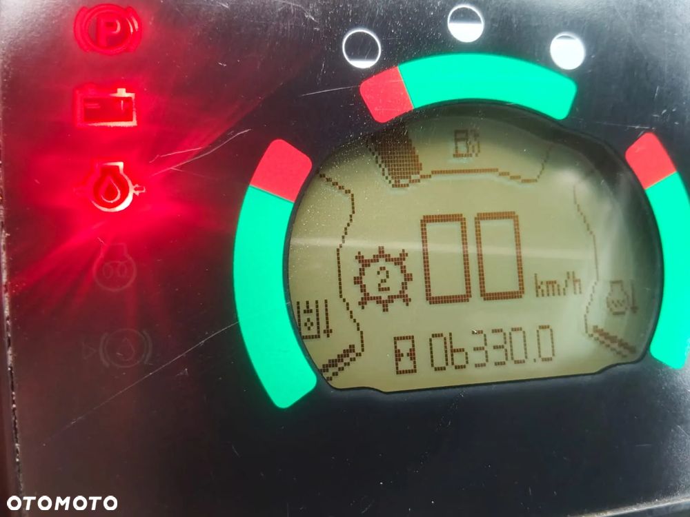 Caterpillar 907H - 8