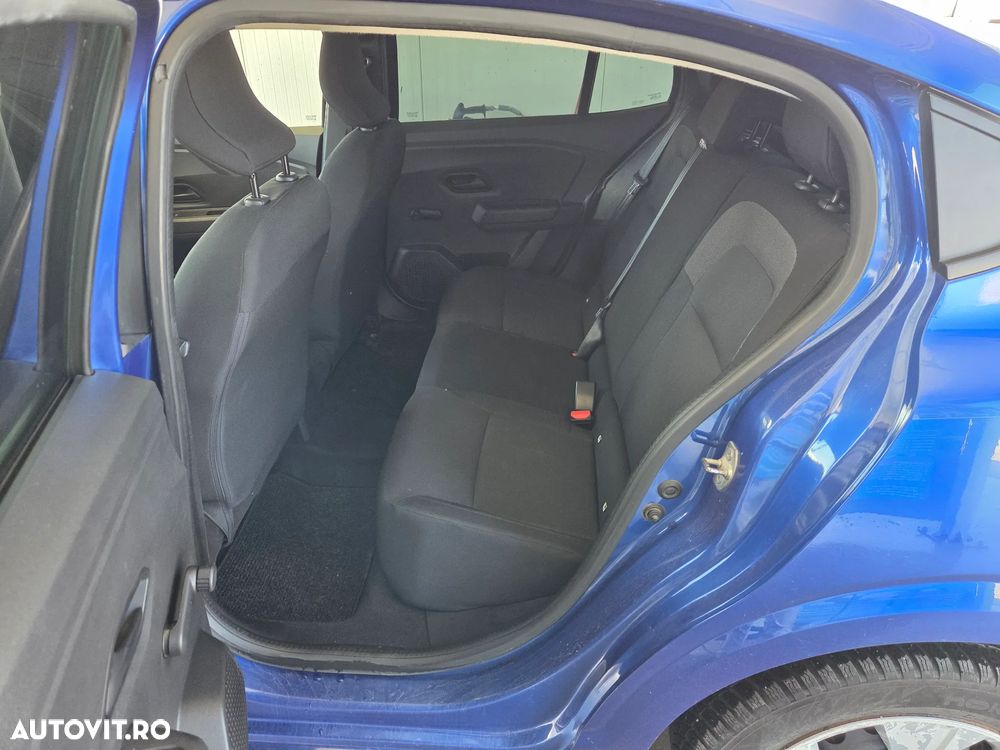 Dacia Logan TCe 90 Essential - 6