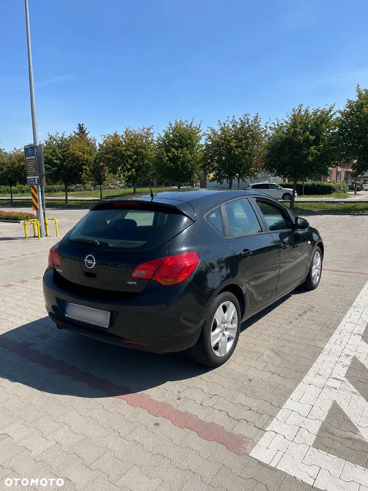 Opel Astra 1.7 CDTI - 2