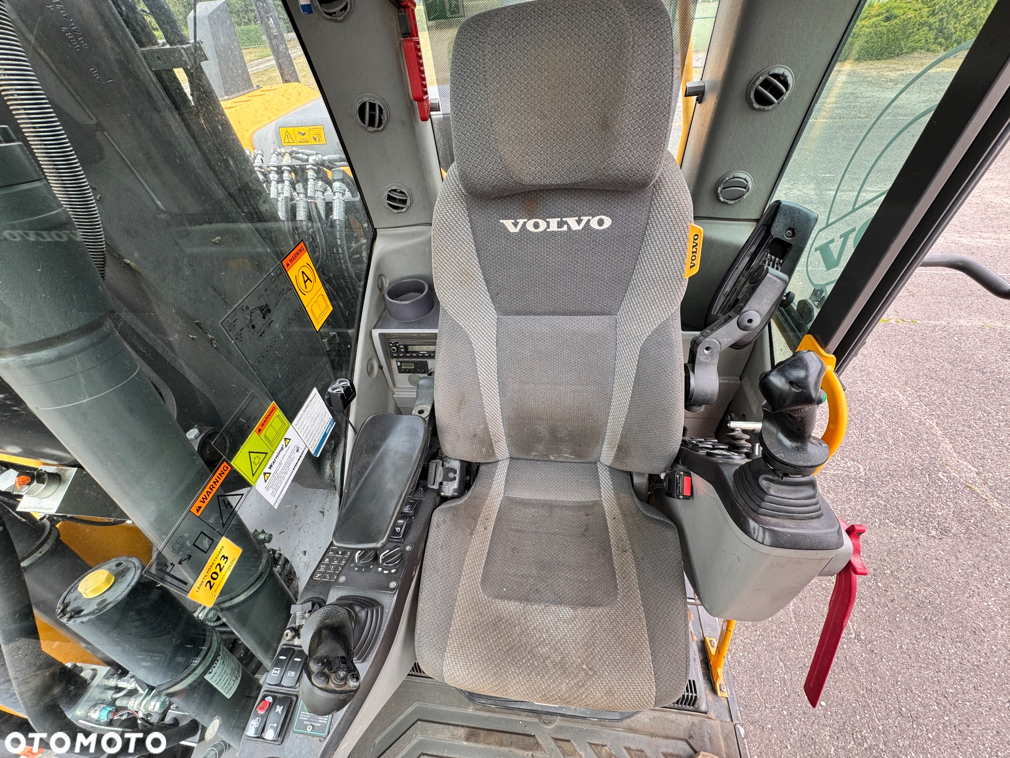 Volvo EW140D - 11