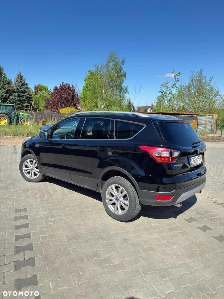 Ford Kuga - 10