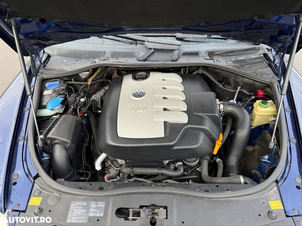 Volkswagen Touareg 2.5 TDI R5 - 21