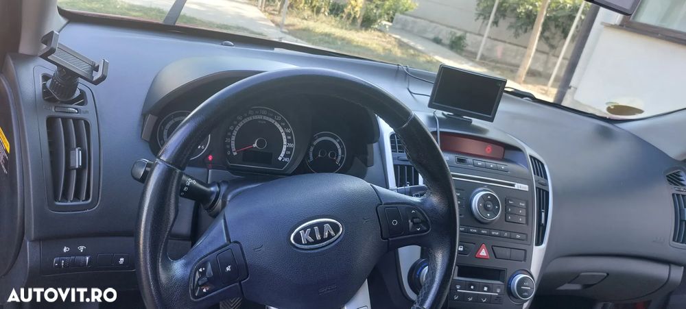 Kia Ceed Cee'd 1.6 DSL Best - 8