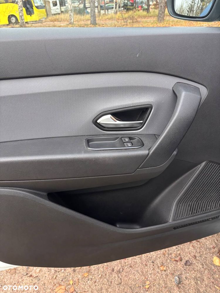 Renault Express - 17