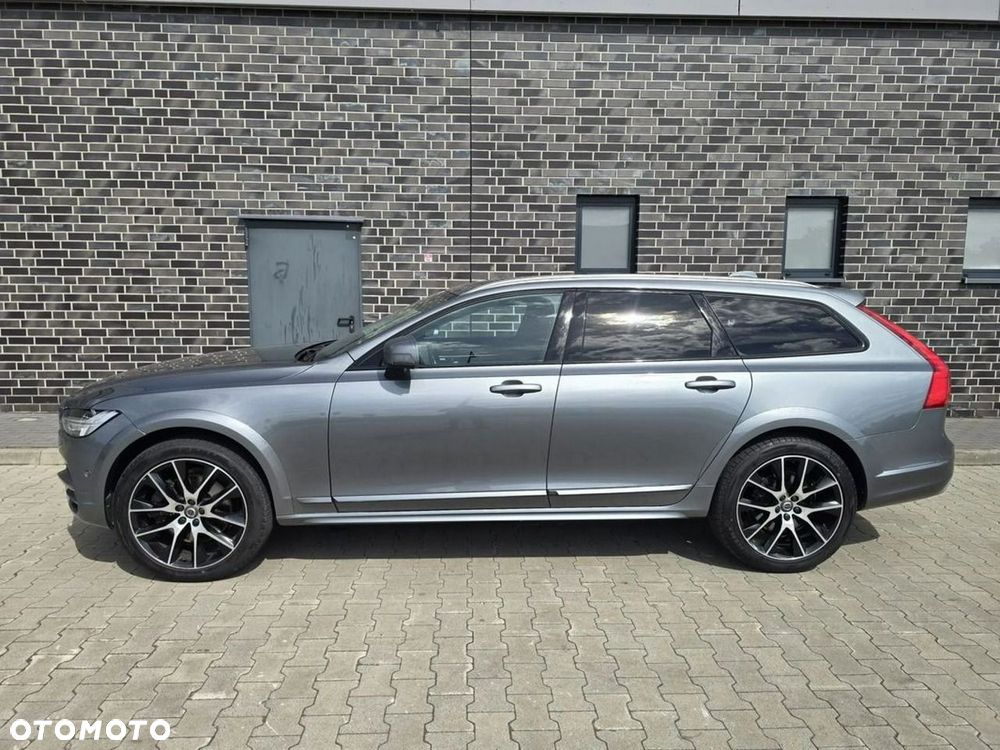 Volvo V90 Cross Country D4 AWD - 9