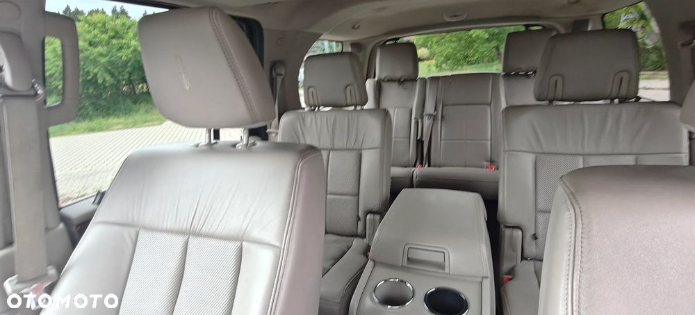 Lincoln Navigator 5.4 4x4 - 10