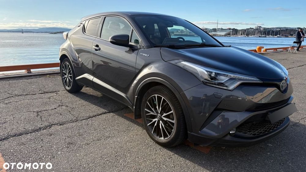 Toyota C-Hr 2018 photo 3
